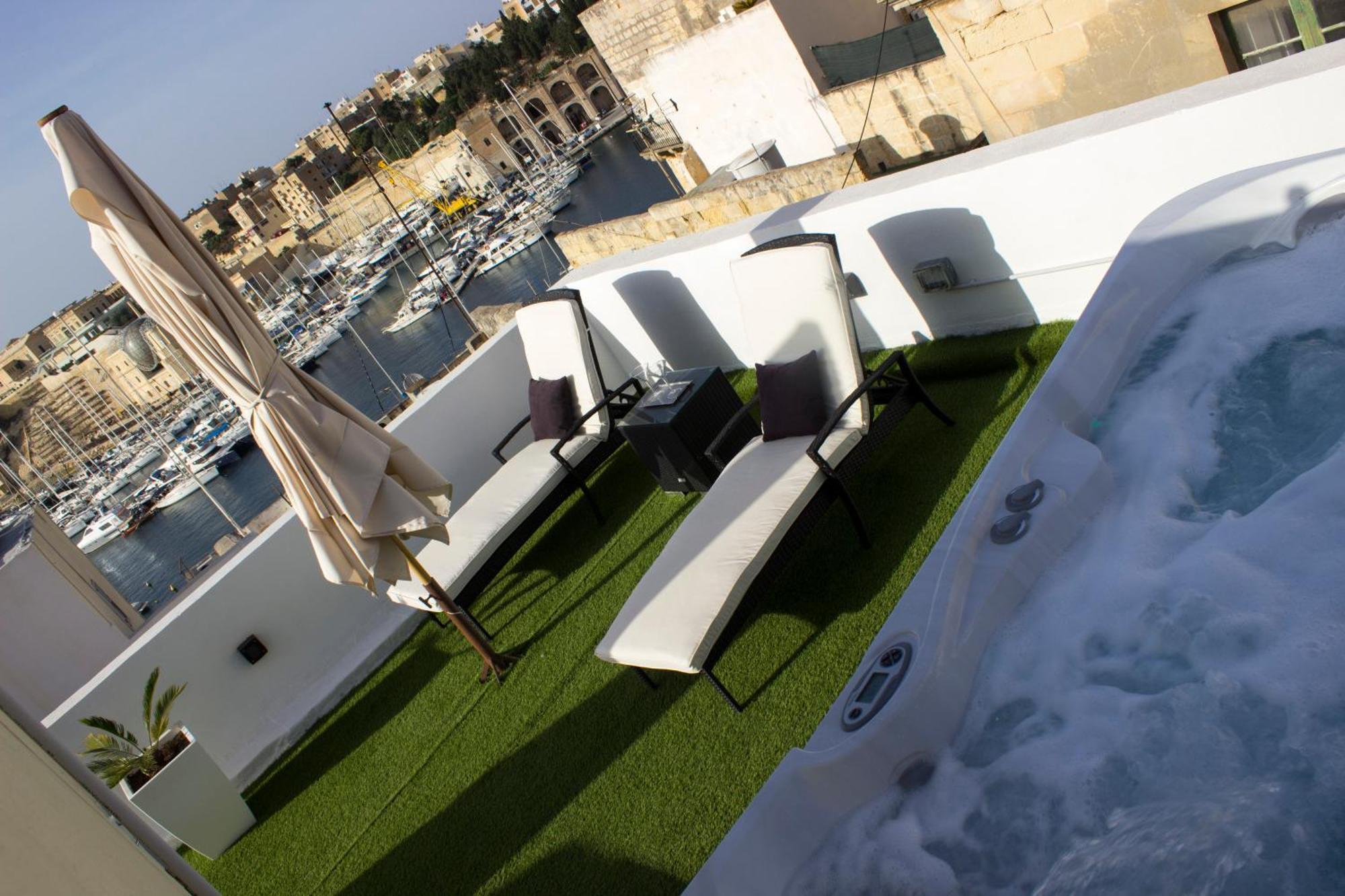 Budget Room 1 Floor Private Bathroom Ground Floor Birgu Exteriör bild